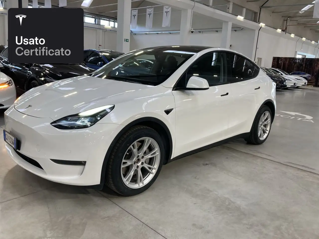 2022 Tesla Model Y Long Range AWD, photograph 4