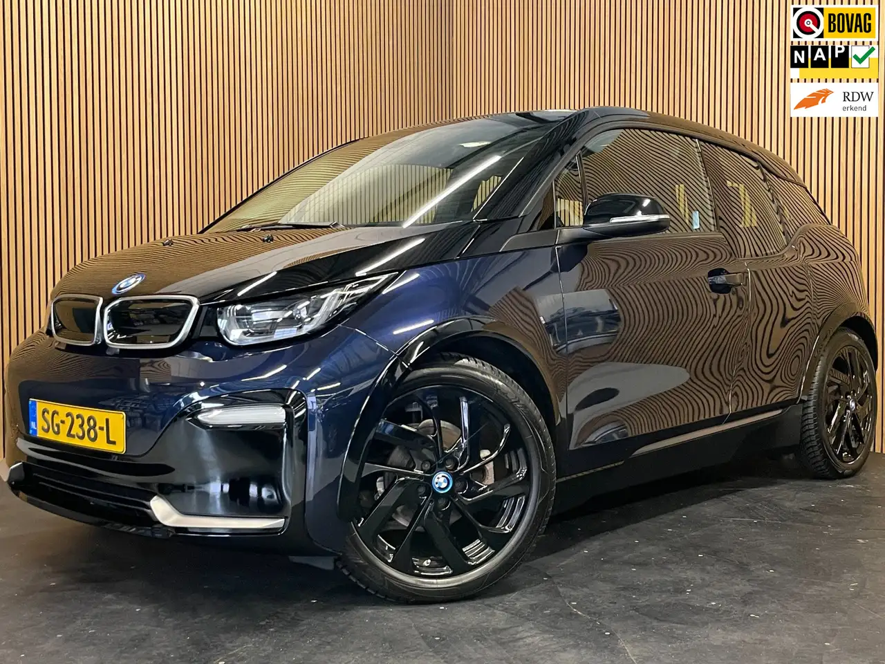 BMW i3 S iPerformance 94Ah 33 kWh|92% SOH|GROTE ACCU|BLAC — photo 1 of 40