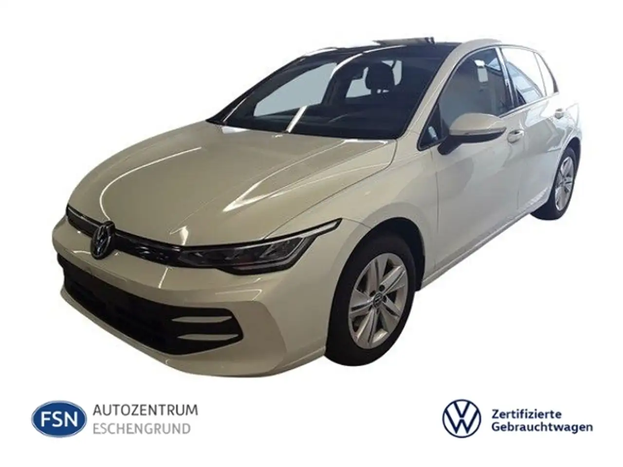 Volkswagen Golf 1.5 eTSI DSG LIFE PANORAMA NAVI GJR HUD KAMERA — photo 1 of 8