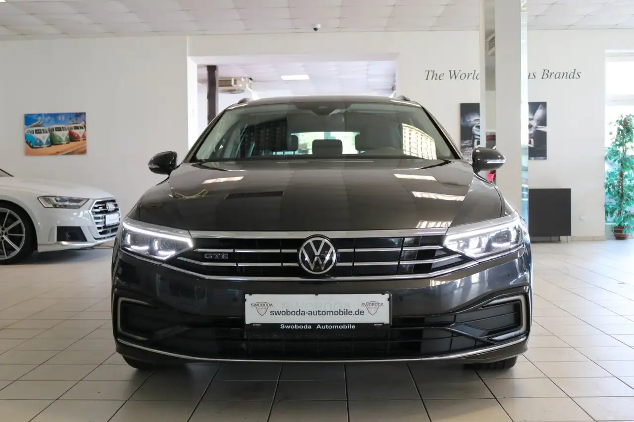 2022 Volkswagen Passat Variant Passat GTE AHK 360° HUD Pano Matrix Virtual 97%, photograph 4