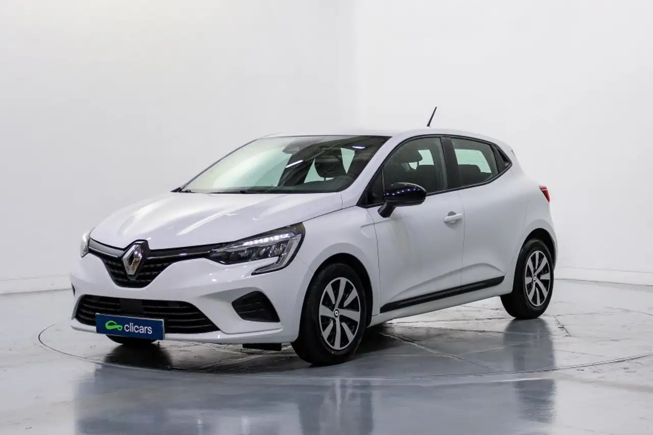 Renault Clio TCe Intens 67kW — photo 1 of 15