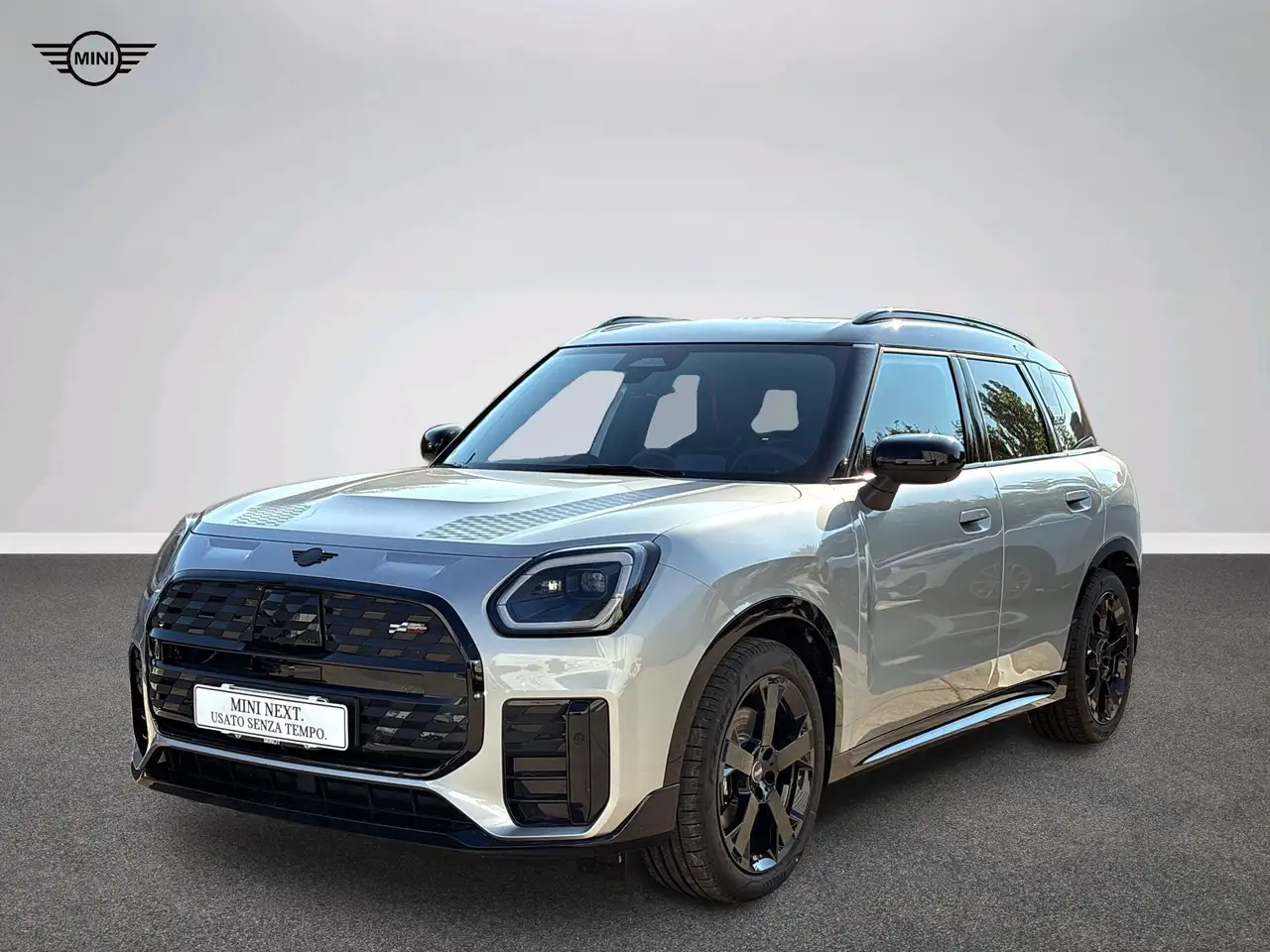 MINI Countryman E John Cooper Works — photo 1 of 17