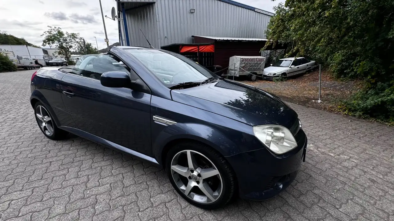 Opel Tigra Twin Top Des Edit f.4000€Rep.!TÜV NEU!FP!! — photo 1 of 15