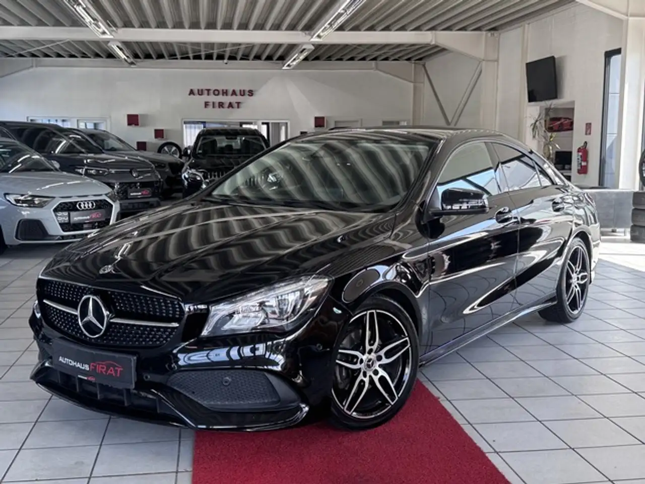 Mercedes-Benz CLA 200 AMG Line°Rück.Kamera°Teil-Leder° — photo 1 of 14