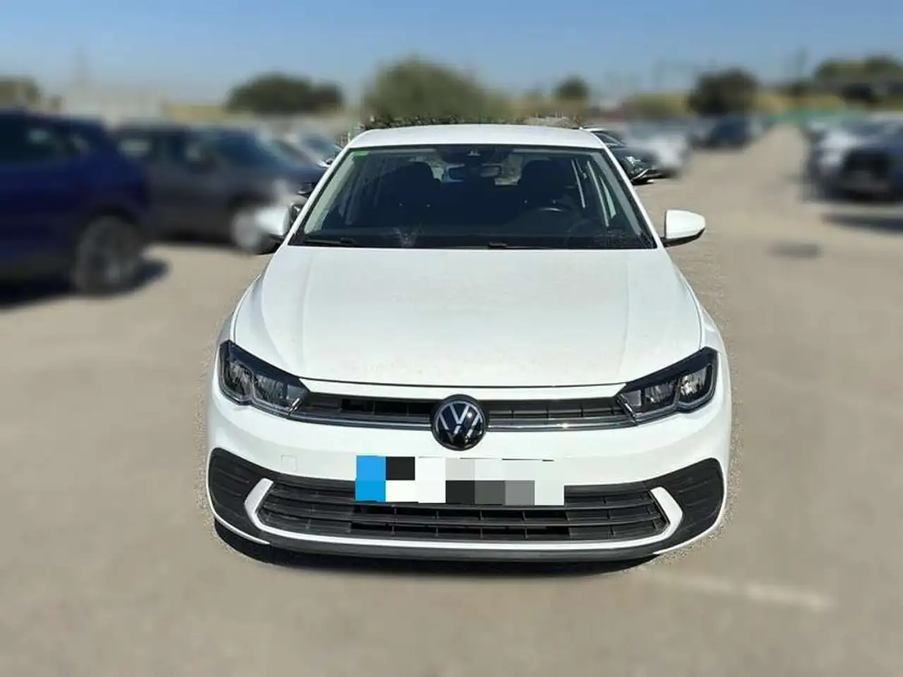 Volkswagen Polo 1.0 TSI Life 70kW — photo 1 of 26