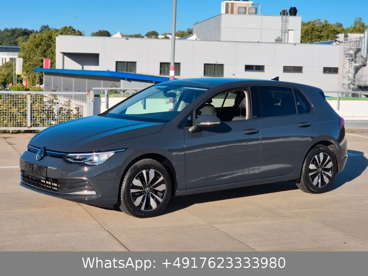Volkswagen Golf VIII Lim. Move eTSI 1-Hd. DSG — photo 1 of 15