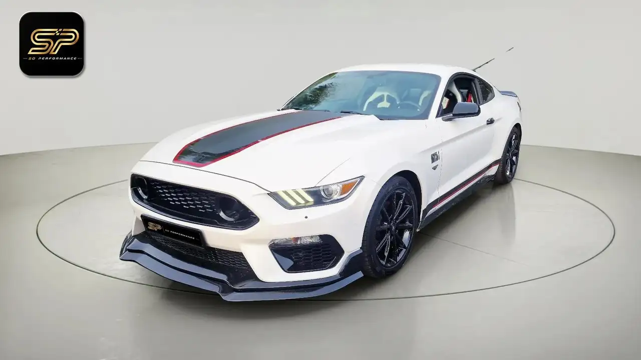 Ford Mustang V6 3.7 305 CH — photo 1 of 22