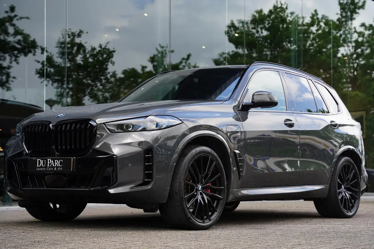 BMW X5 X-Drive 50 E / Harman Kardon / Trekhaak / 22 Inch — photo 1 of 31
