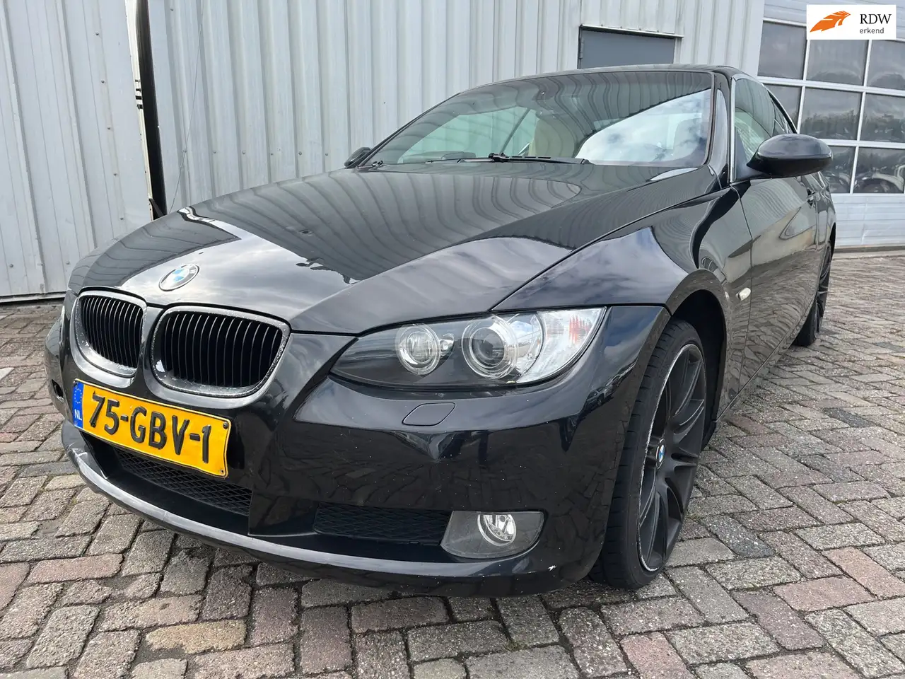 BMW 320 3-serie Cabrio 320i High Executive - Motor defect! — photo 1 of 25