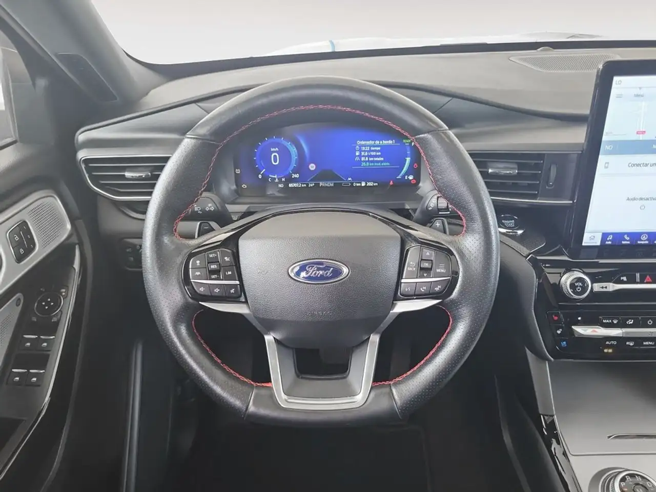 2022 Ford Explorer 3.0 PHEV ST-Line AWD 450, photograph 9