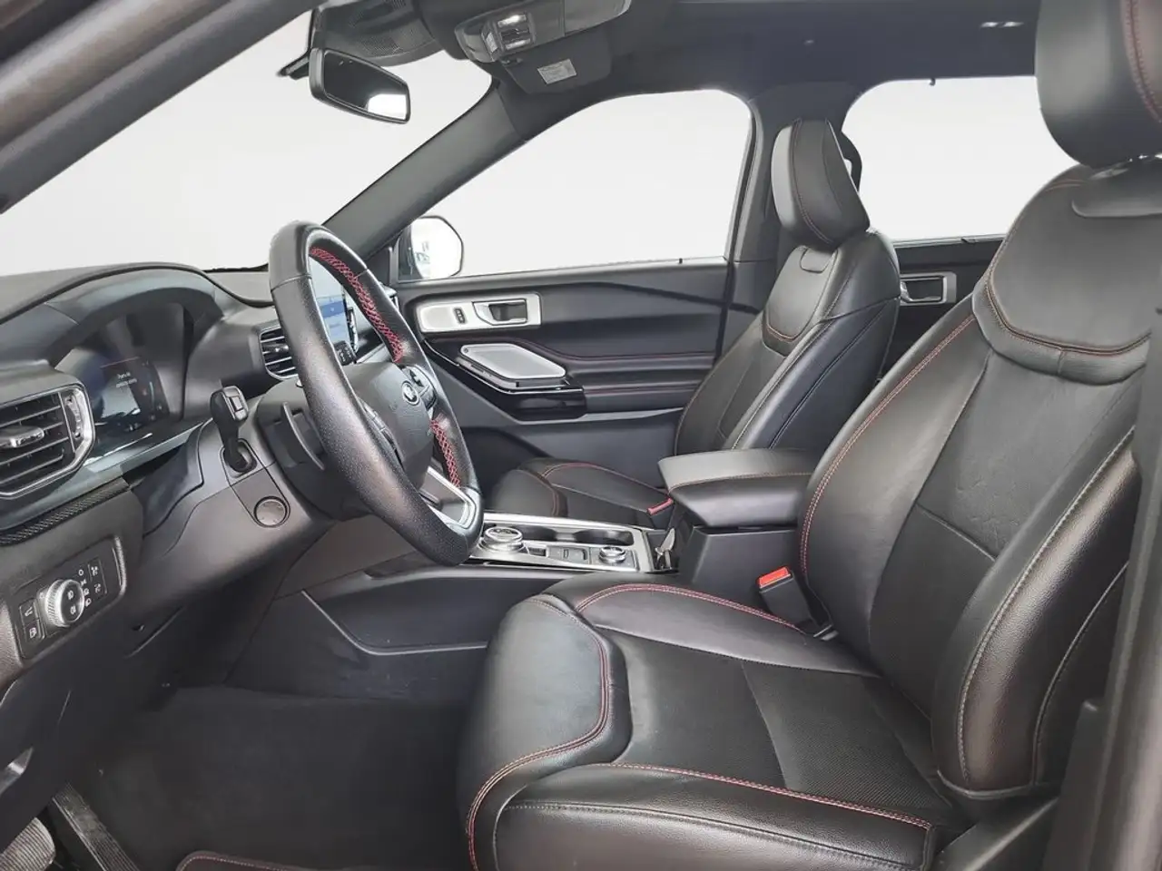 2022 Ford Explorer 3.0 PHEV ST-Line AWD 450, photograph 10