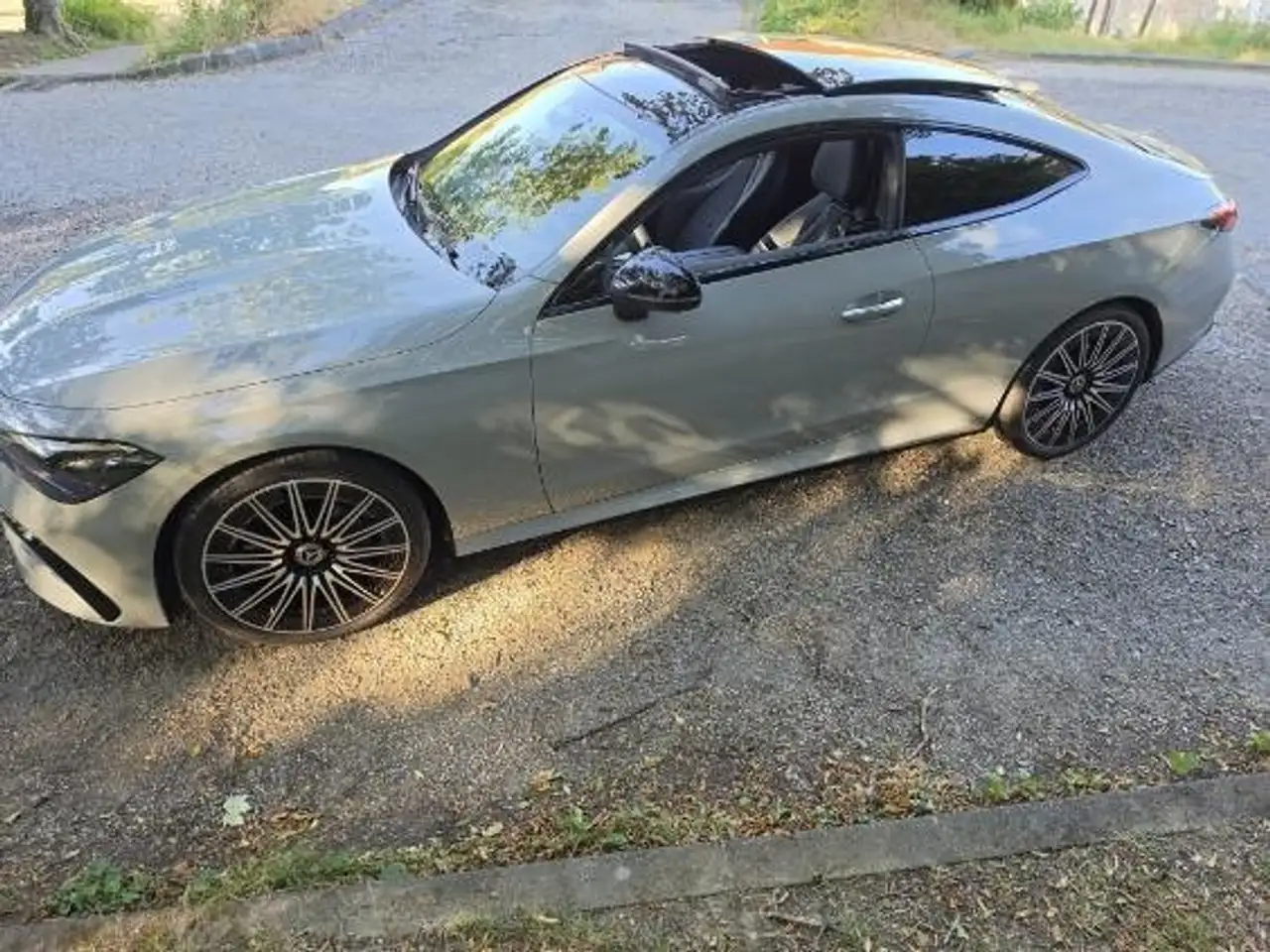 Mercedes-Benz CLE 220 Coupé 220d 9G-Tronic AMG Line — photo 1 of 14