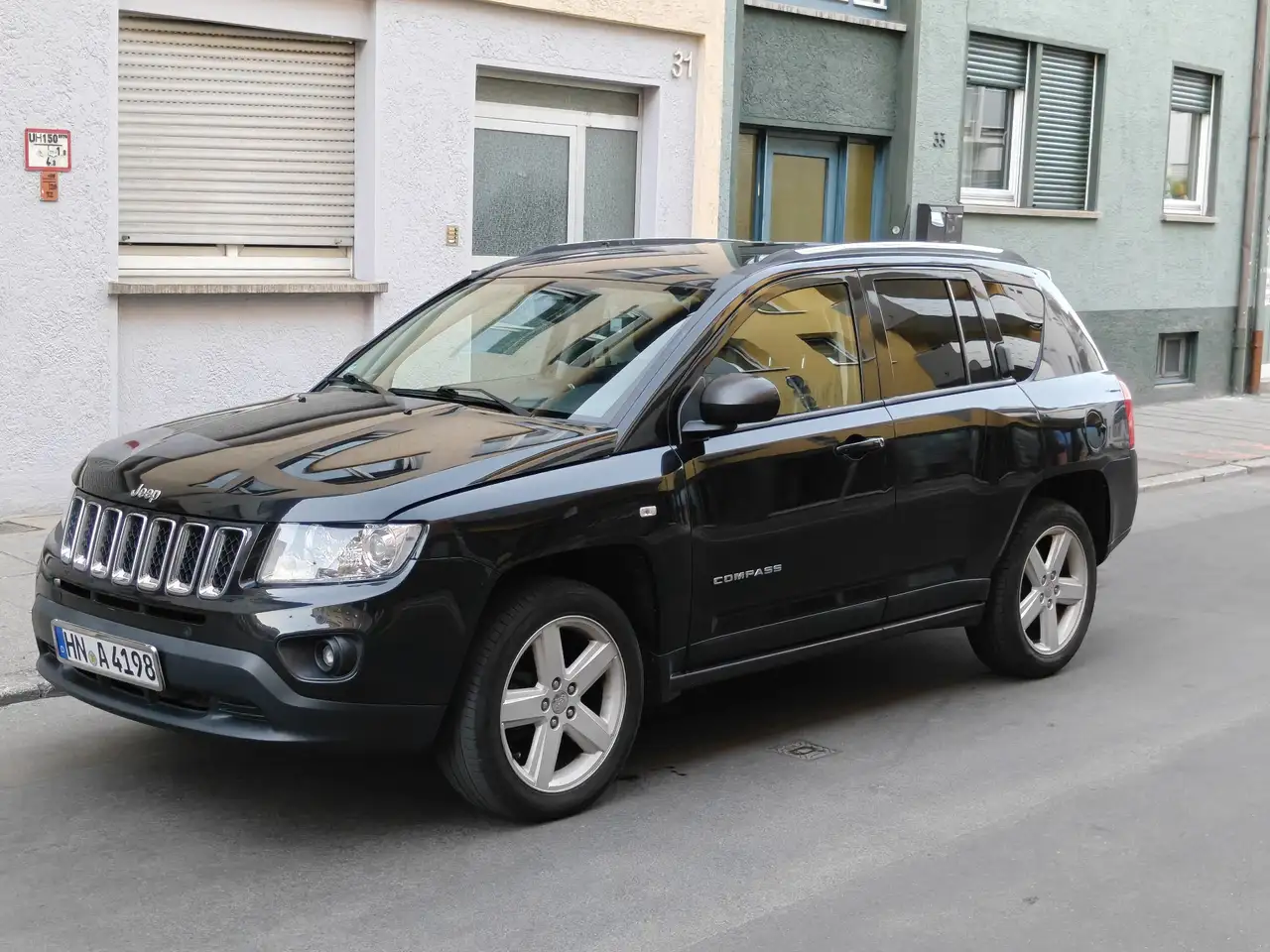 Jeep Compass 2.2I CRD 4x2 Limited — photo 1 of 20