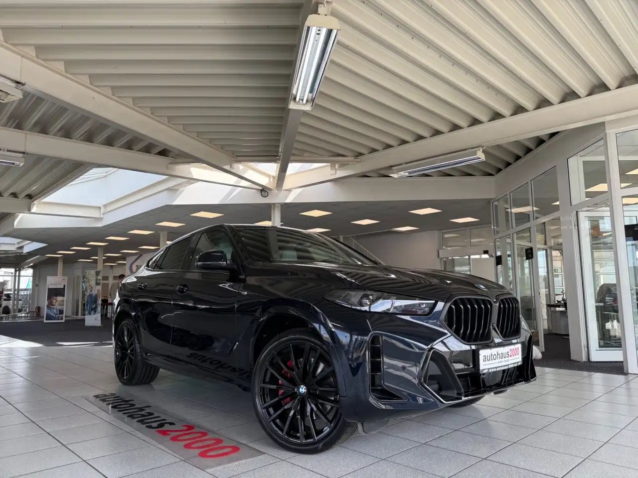 BMW X6 30d xDrive M Sportpaket LED/HUD/360°/AHK — photo 1 of 11