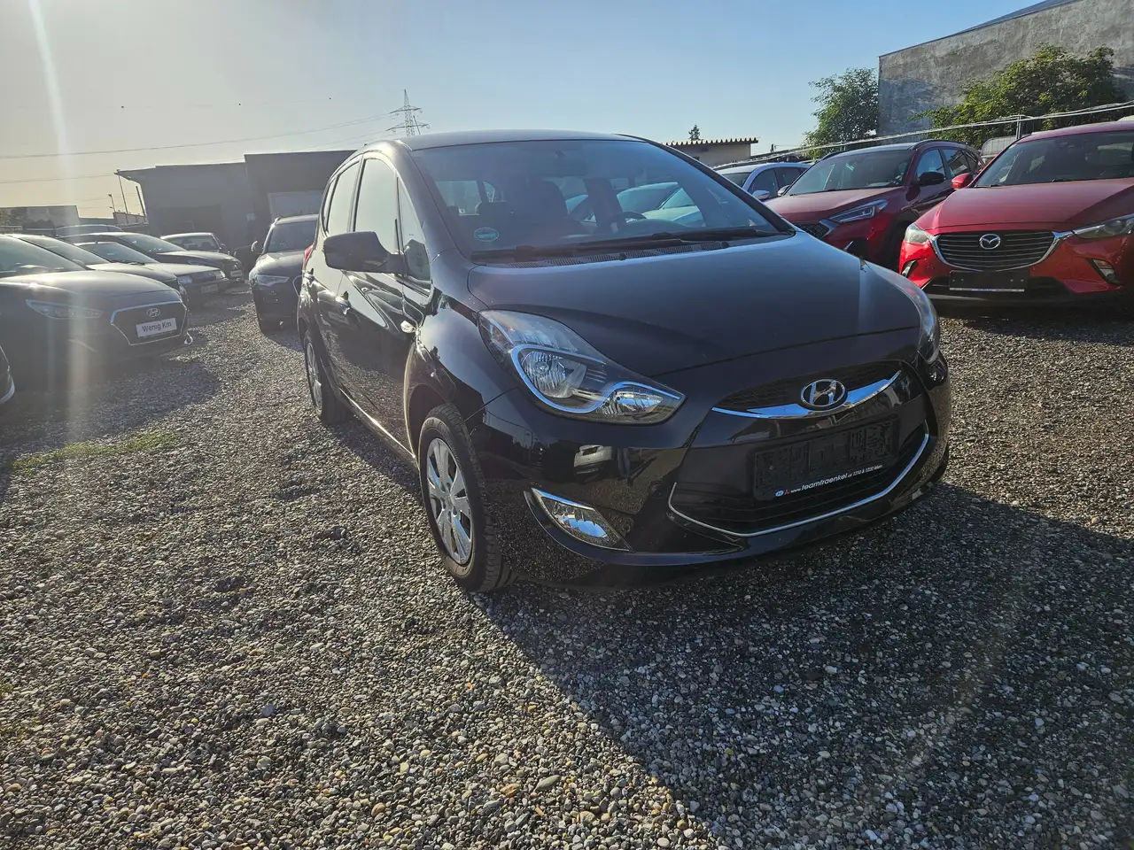 Hyundai iX20 — photo 1 of 26