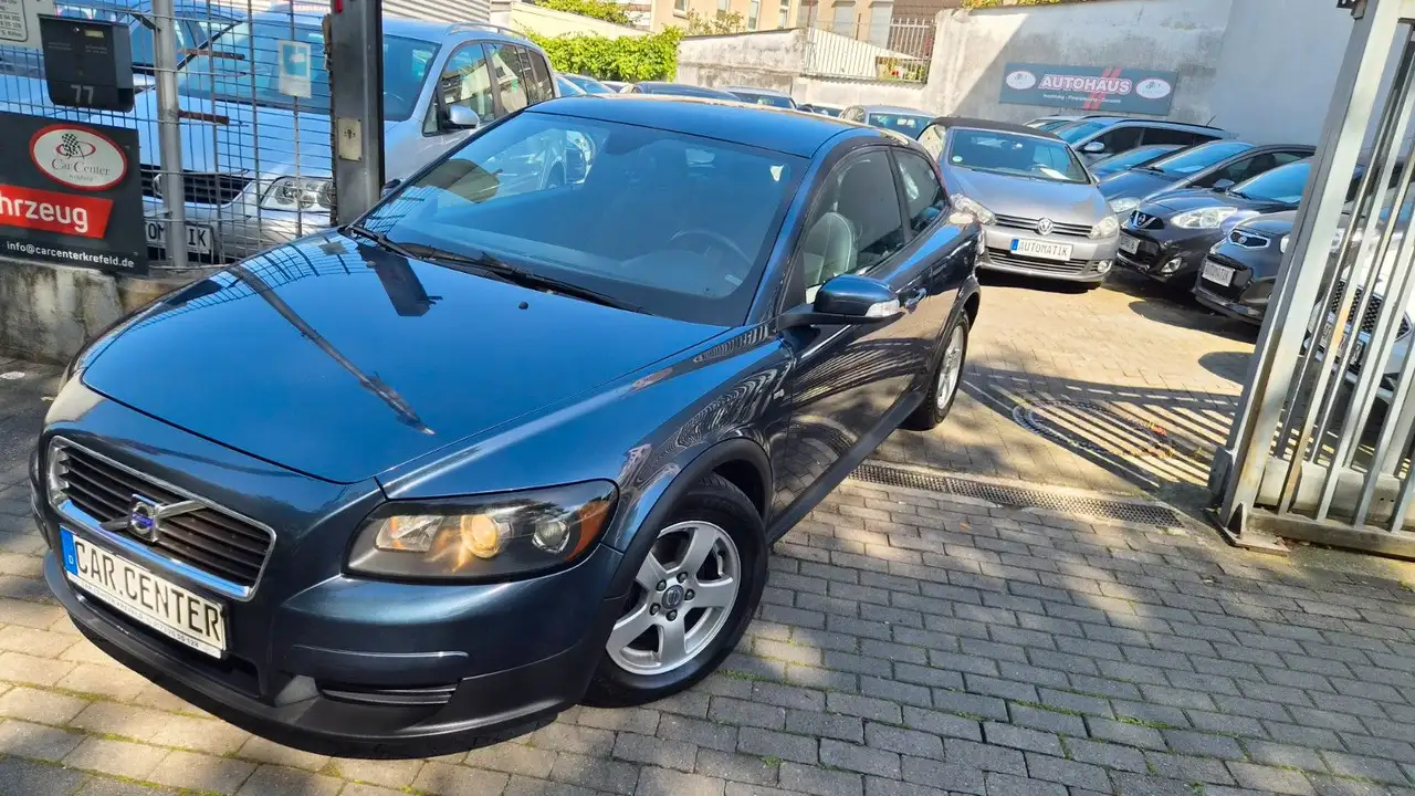 Volvo C30 1.6 D Drive Kinetic 2.HAND+KLIMAAUTO+8xFACH — photo 1 of 16