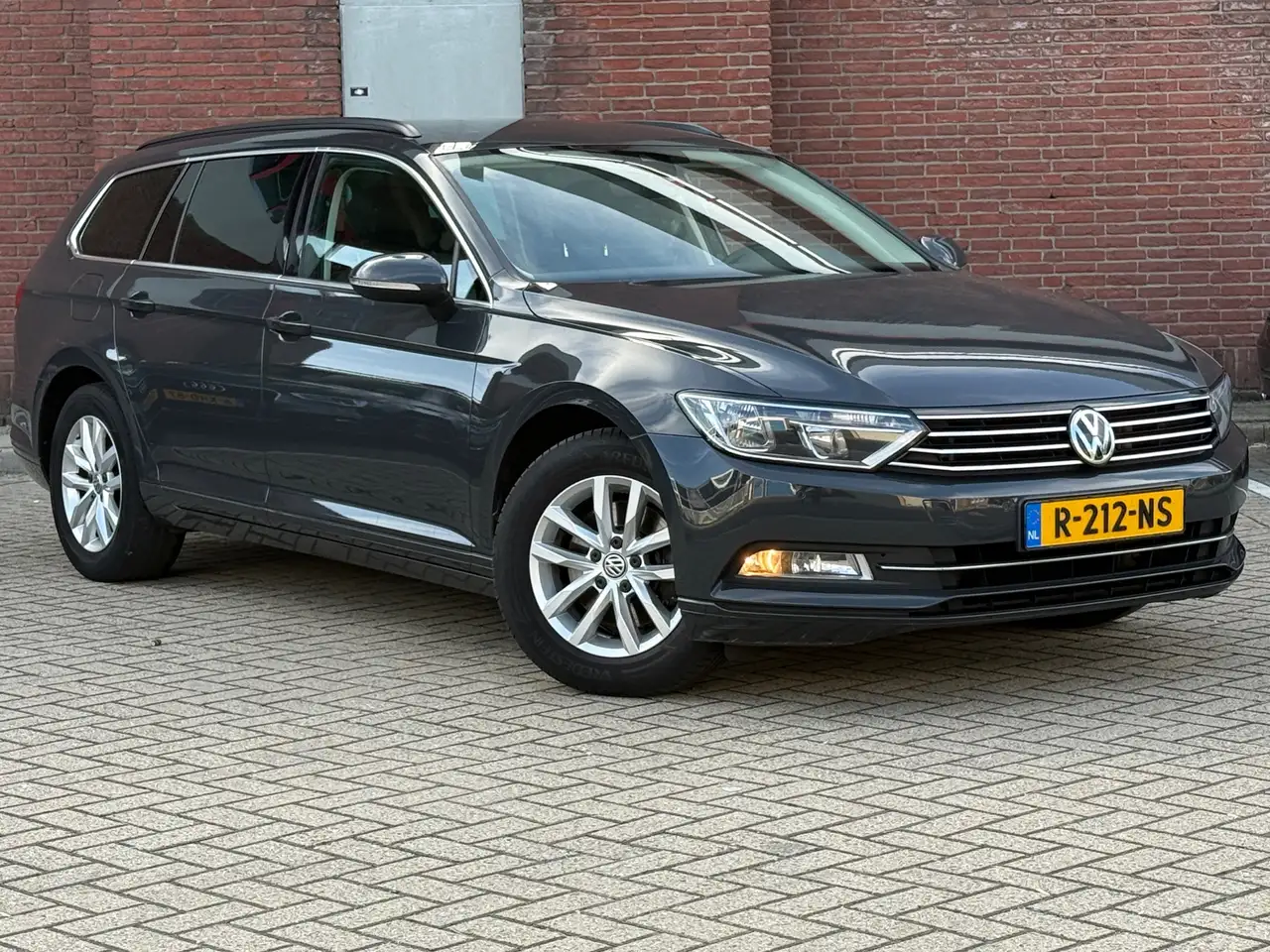 Volkswagen Passat Variant 1.5 TSI Highline | NAVI | CAMARA | TREKHAAK | — photo 1 of 21