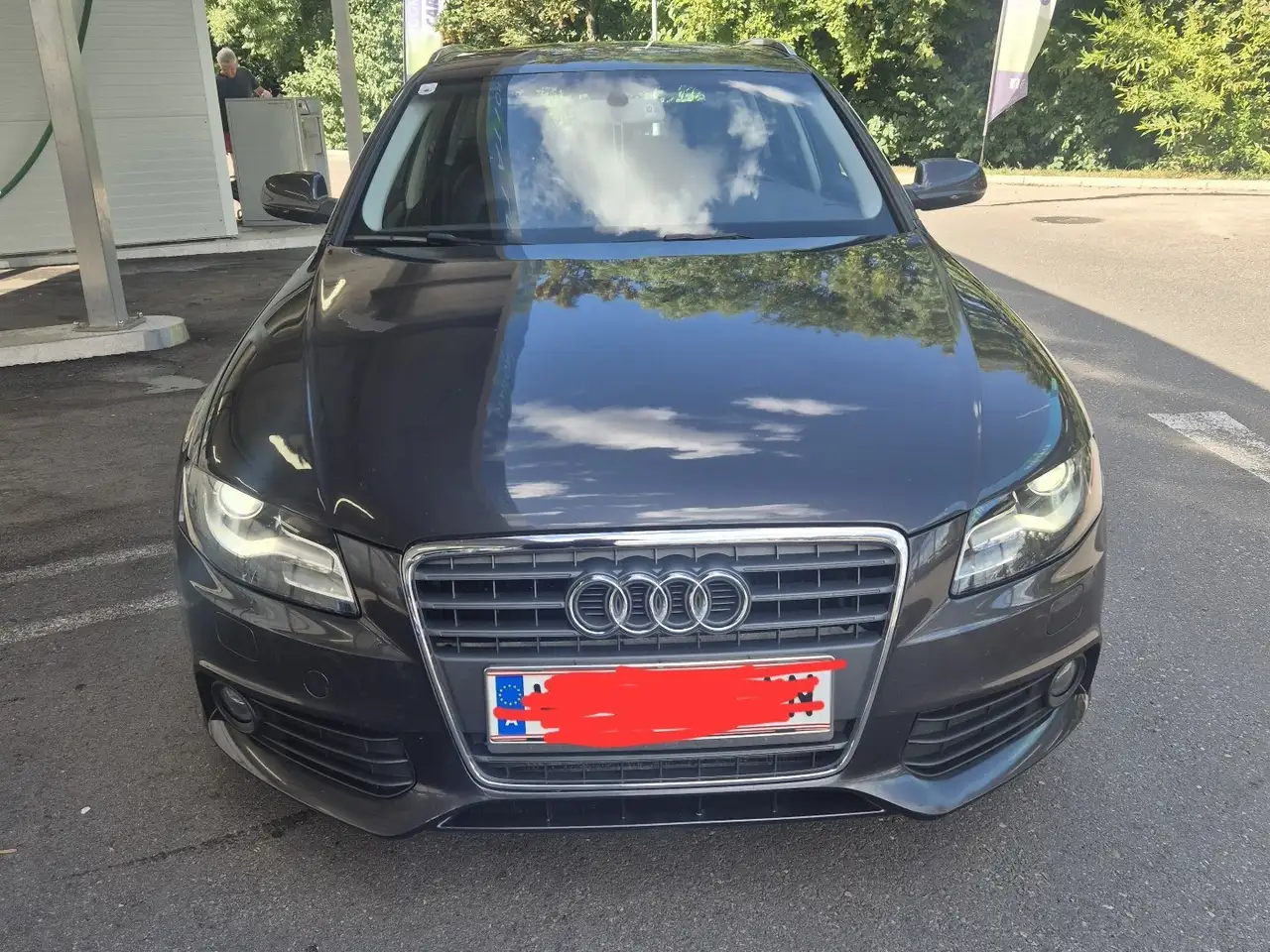 Audi A4 Avant 2,7 TDI DPF Aut. — photo 1 of 11