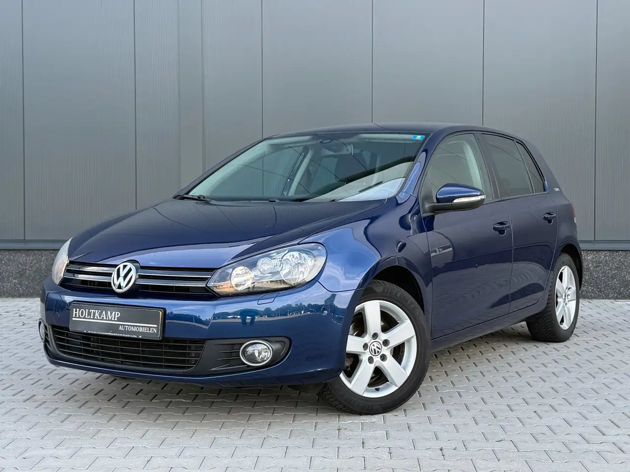 Volkswagen Golf 1.2 TSI TEAM | CRUISE | CARPLAY | STOELVERWARMING — photo 1 of 26