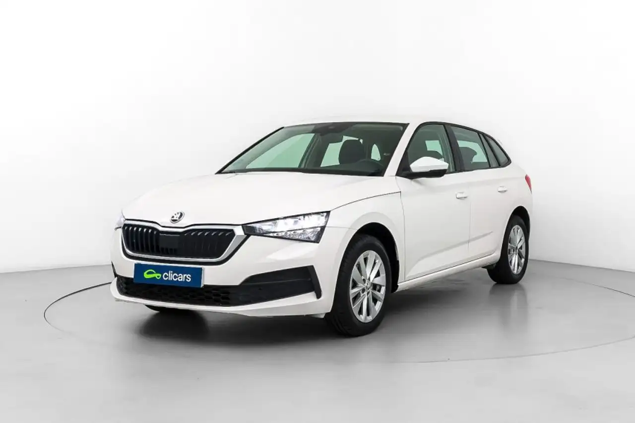 Skoda Scala 1.0 TSI Active 81kW — photo 1 of 36