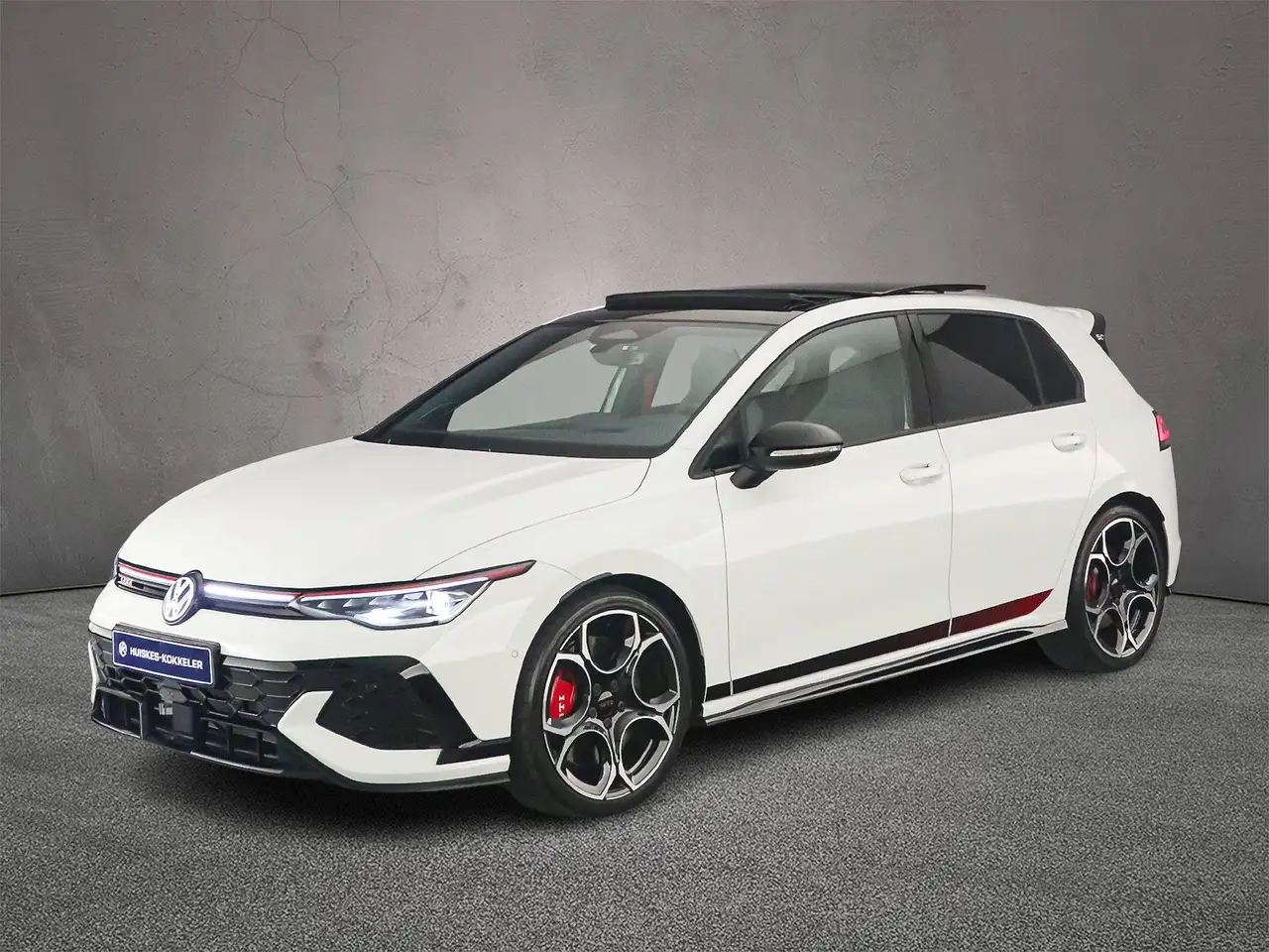 Volkswagen Golf GTI 2.0 TSI Clubsport Edition 50 325pk DSG Automaat, P — photo 1 of 40