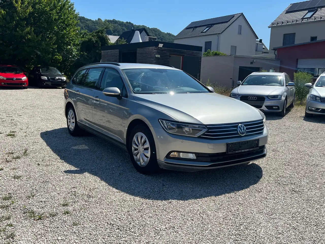 Volkswagen Passat Variant Trendline BMT/Start-Stop — photo 1 of 28
