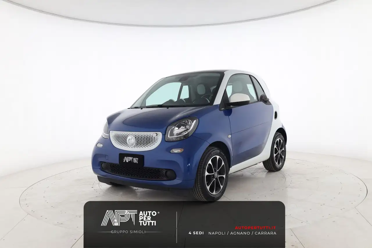 smart forTwo Fortwo 1.0 Passion 71cv twinamic — photo 1 of 28