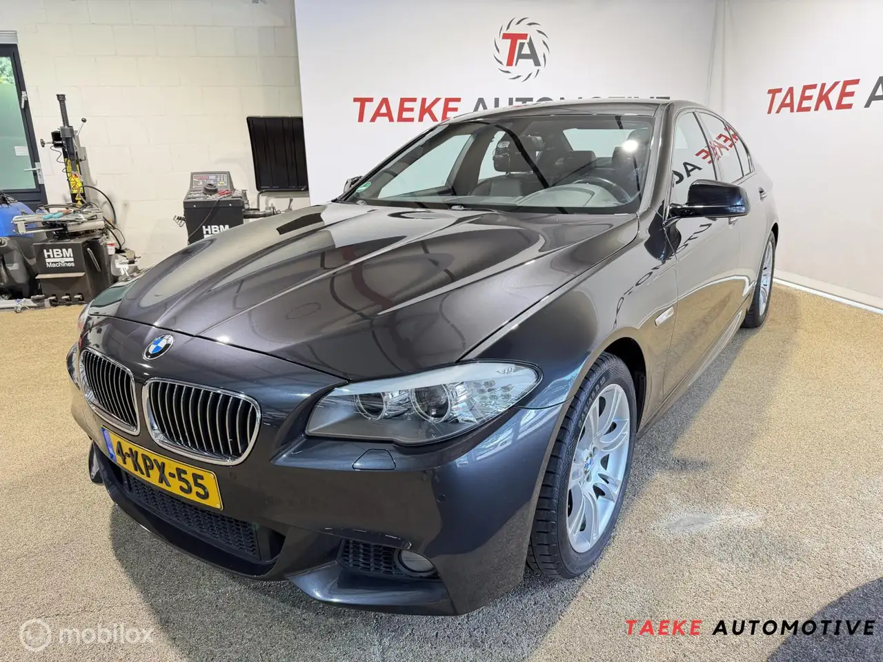BMW 520 5-serie 520i M-PAKKET/AUT/CLIMA/CRUISE/TREKHAAK/NA — photo 1 of 23