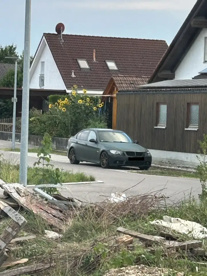 BMW 325 3er 325i Aut. — photo 1 of 15