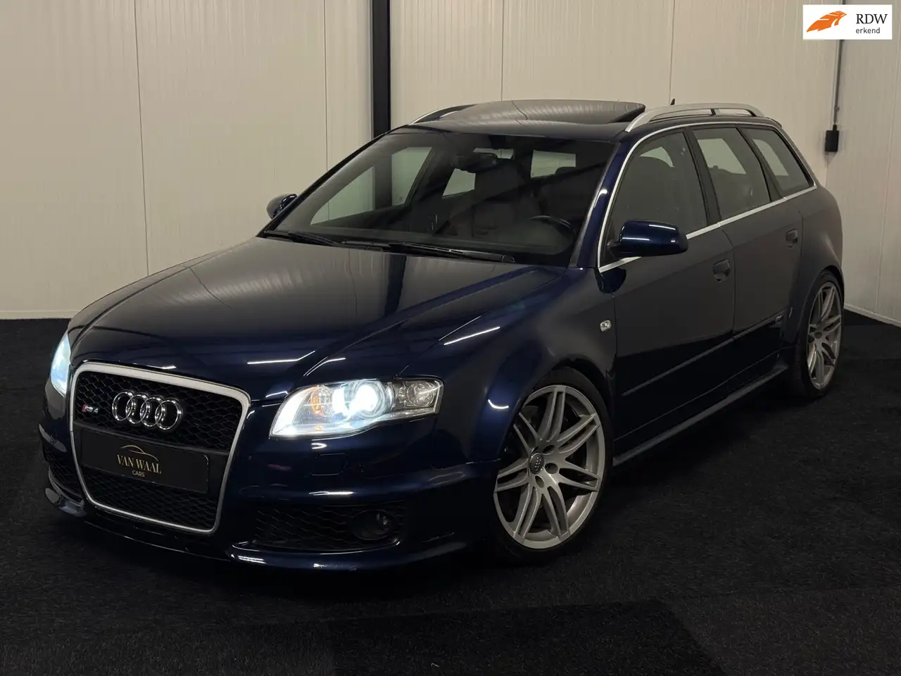 Audi A4 Avant 4.2 V8 RS4 quattro 420PK DAK|CLIMA|CRUISE|PD — photo 1 of 40