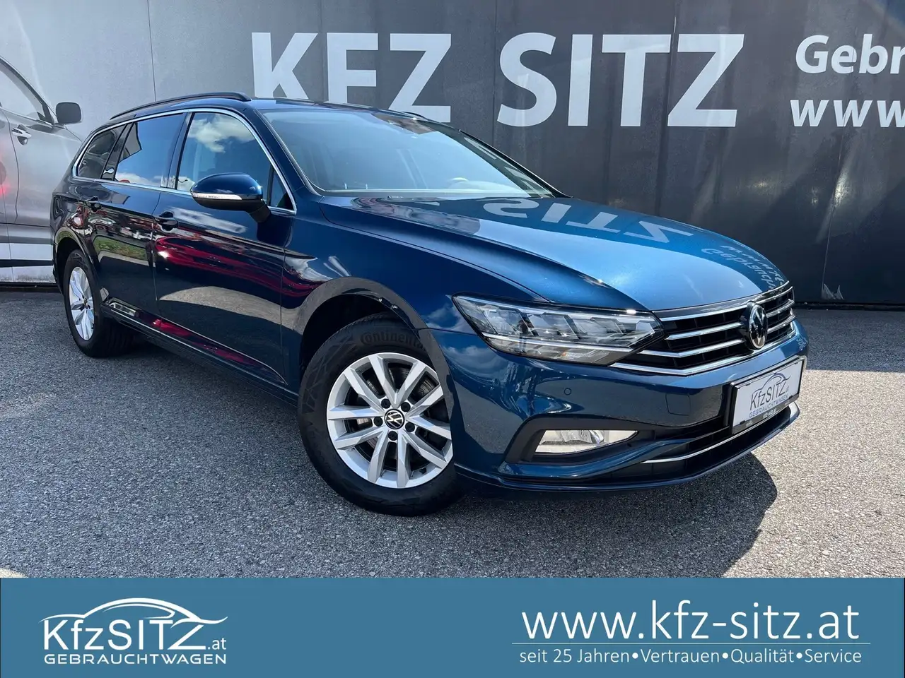 Volkswagen Passat Variant Business 2,0 TDI DSG — photo 1 of 40
