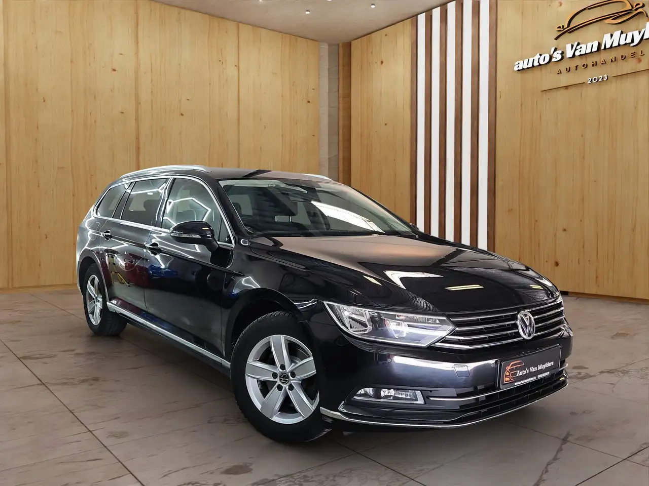 Volkswagen Passat Variant Passat SW 1.4 TSI ACT Highline Business DSG — photo 1 of 15