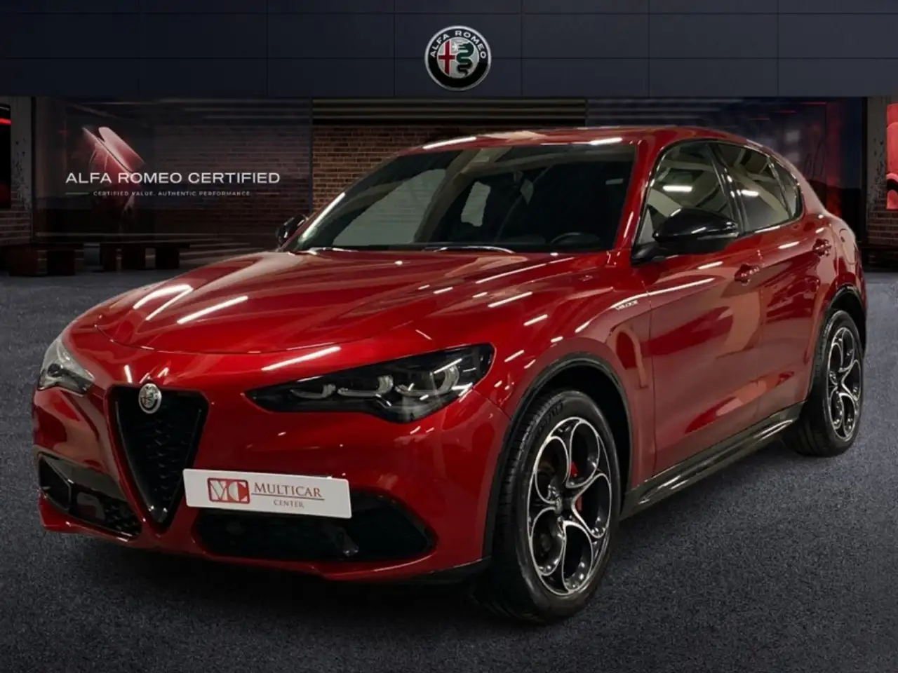 Alfa Romeo Stelvio 2.1 TD TURBO 154KW VELOCE AUTO 4WD 5P — photo 1 of 28