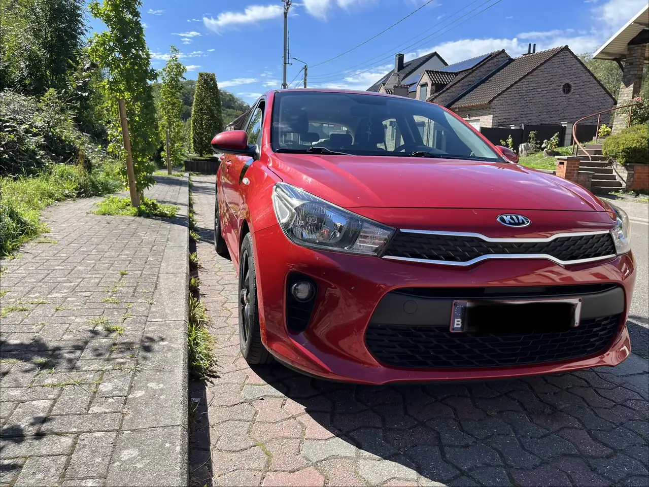Kia Rio 1.2i Easy — photo 1 of 9