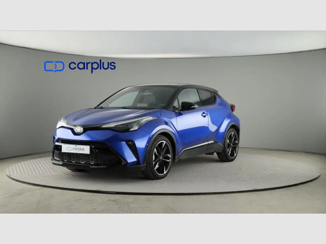 Toyota C-HR 2.0 180H GR Sport — photo 1 of 40