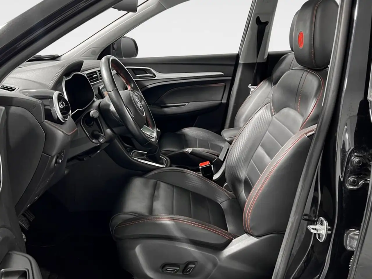 2023 MG ZS 1.0 T-GDI Luxury 82kW, photograph 11