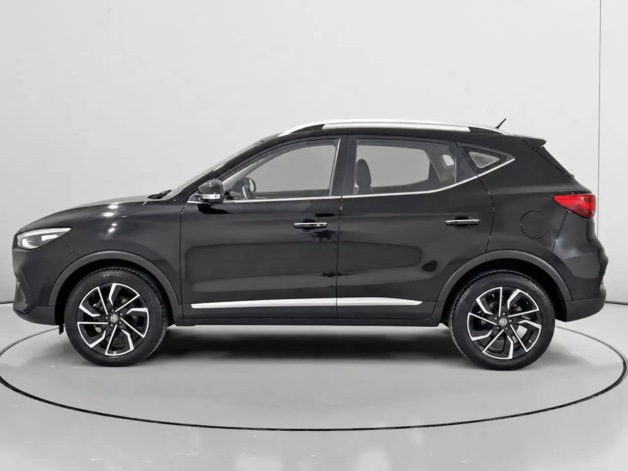 2023 MG ZS 1.0 T-GDI Luxury 82kW, photograph 6