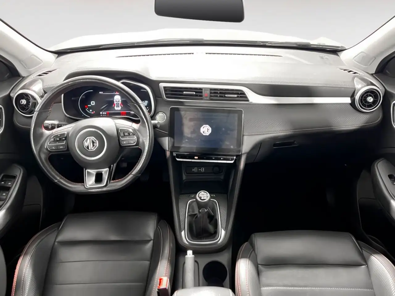 2023 MG ZS 1.0 T-GDI Luxury 82kW, photograph 9