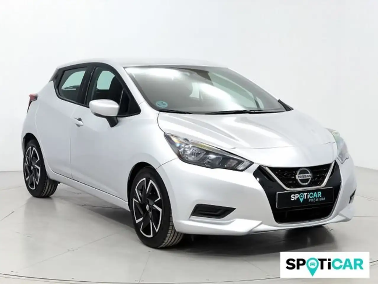 Nissan Micra IG-T 68 kW (92 CV) E6D-F CVT Acenta — photo 1 of 31