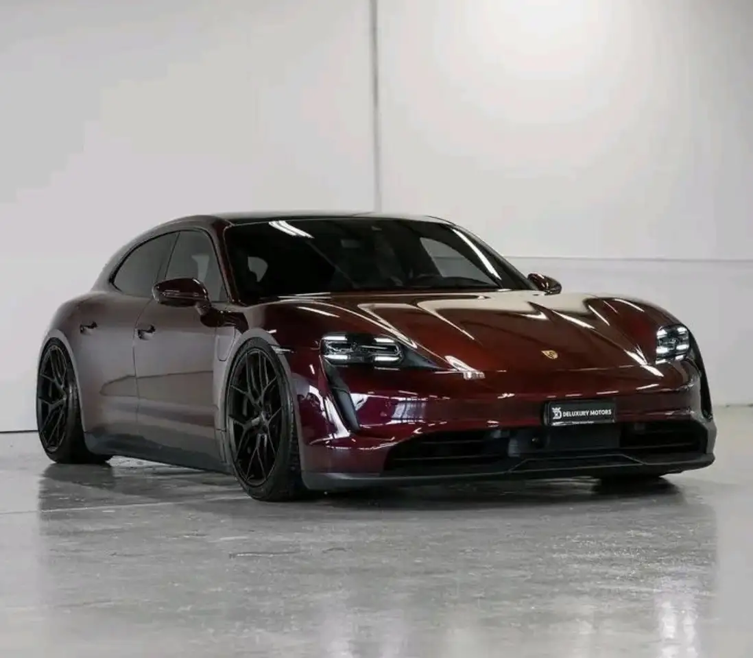 Porsche Taycan 4S - Sport Chrono - Battery Plus - Pano - Approved — photo 1 of 5