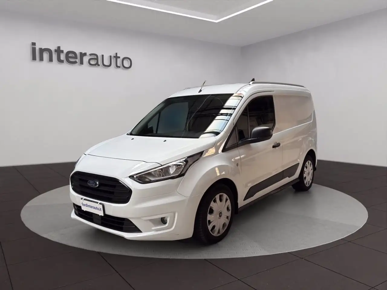 Ford Transit Connect 200 1.5 TDCi 120CV PC aut. Furgone Trend — photo 1 of 15