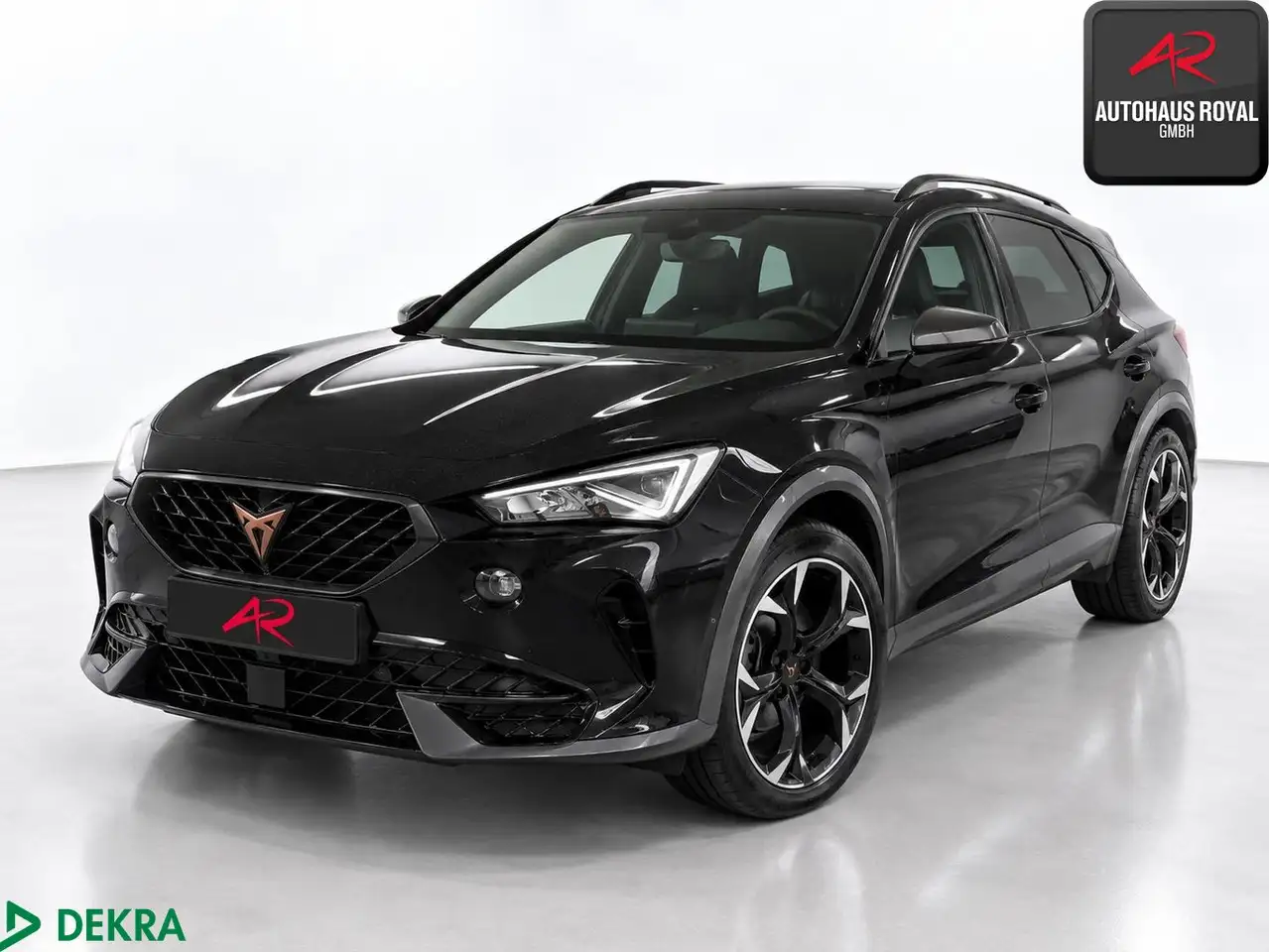 CUPRA Formentor 1.5 TSI PANORAMA,KEYLESSGO,ACC,AHK,SH — photo 1 of 3