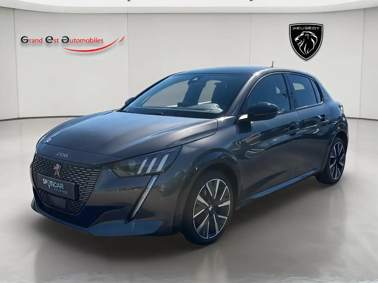 Peugeot 208 1.2 PureTech 130ch S\u0026S GT Line EAT8 — photo 1 of 20