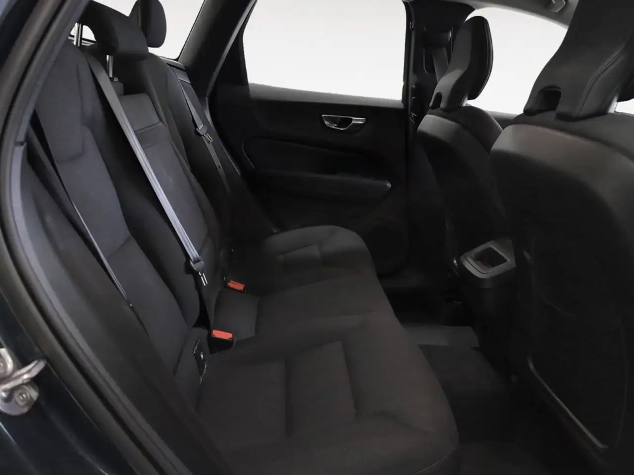 2022 Volvo XC60 B4 Momentum Pro AWD Aut., photograph 12