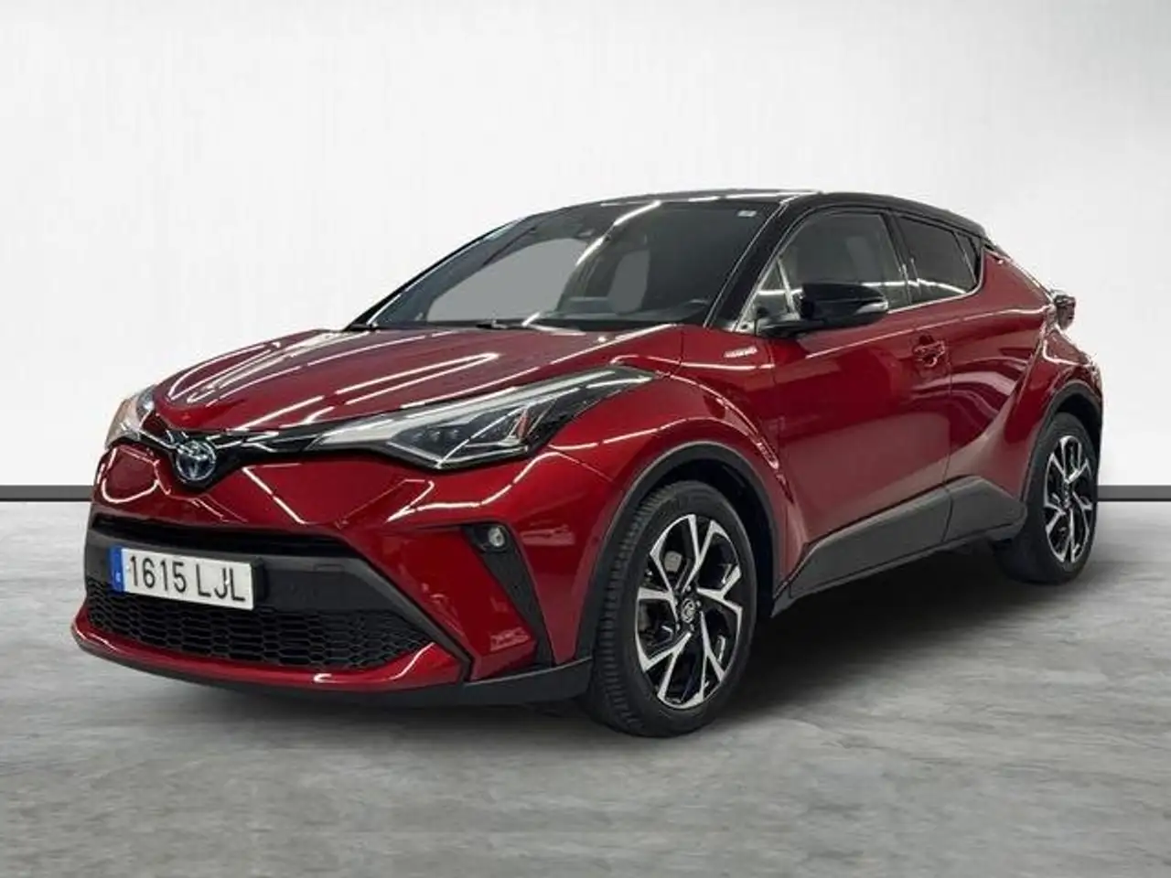Toyota C-HR 180H Advance Luxury — photo 1 of 26