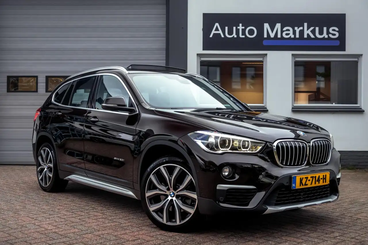 BMW X1 sDrive20i Xline|Pano|HUD|Memory|LED|HiFi|Leder|Spo — photo 1 of 40