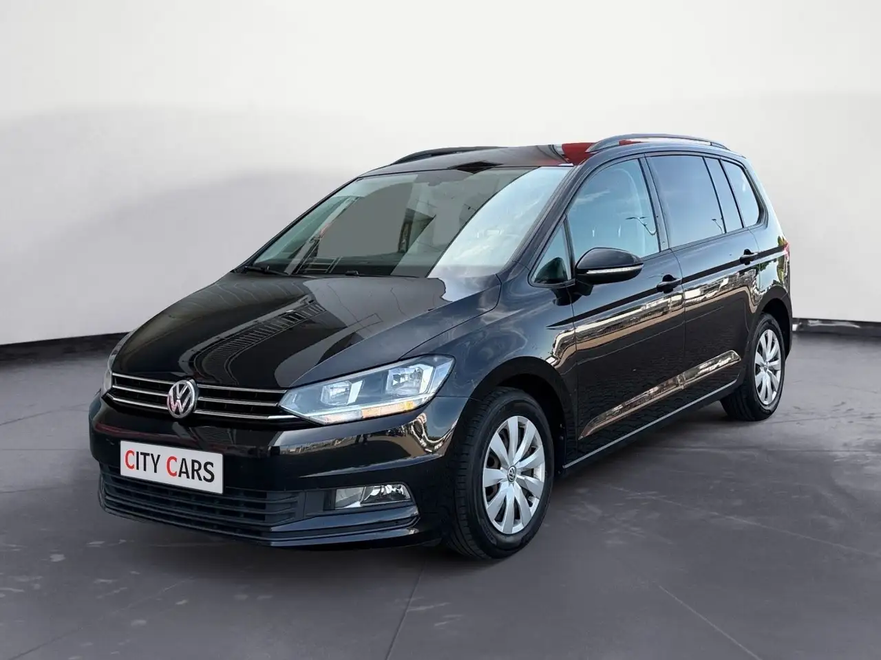 Volkswagen Touran Comfortline BMT/Start-Stop DSG — photo 1 of 15