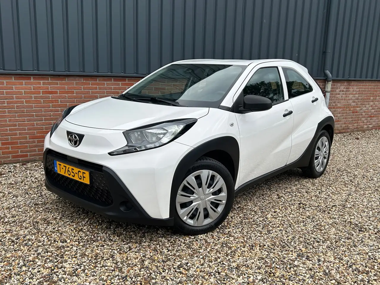Toyota Aygo X 1.0 VVT-i Org-NL/Eerste eigenaar/12 maand garantie — photo 1 of 18