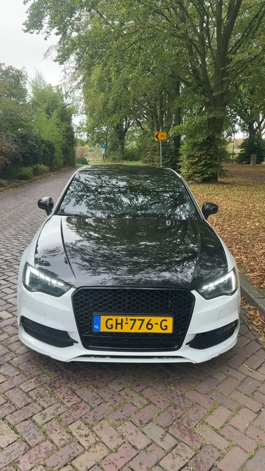Audi A3 1.4 TFSI S Line — photo 1 of 13
