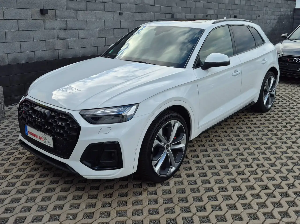 Audi SQ5 *QUATTRO*360KAMERA*PANORAMA*B&O*SITZBELÜFTUNG*LUFTFEDERUNG*Sport-Fahrwerk*MARTIX*ACC*SHZ*ALU 21 Z — photo 1 of 40